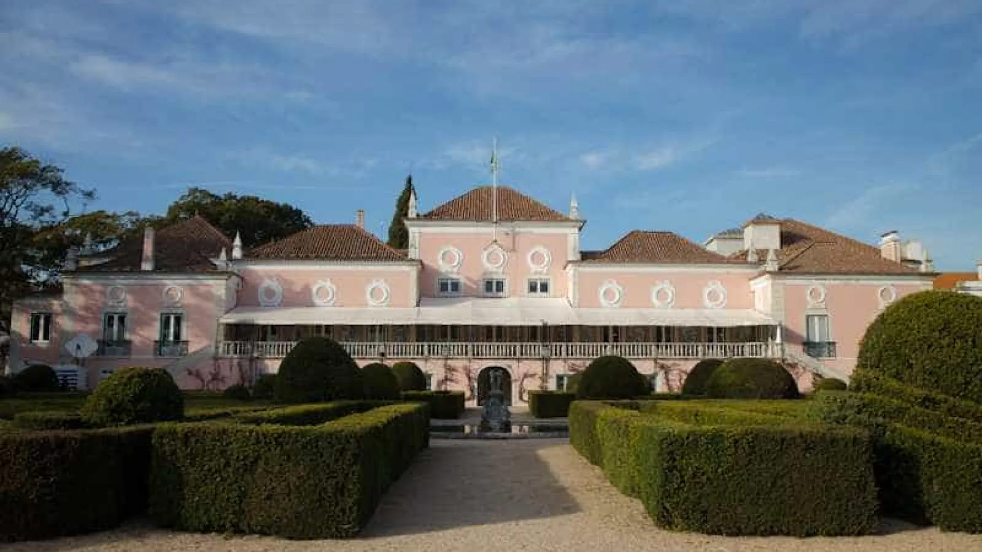 
                    Cláudia Ribeiro assume transitoriamente a chefia da Casa Civil
                