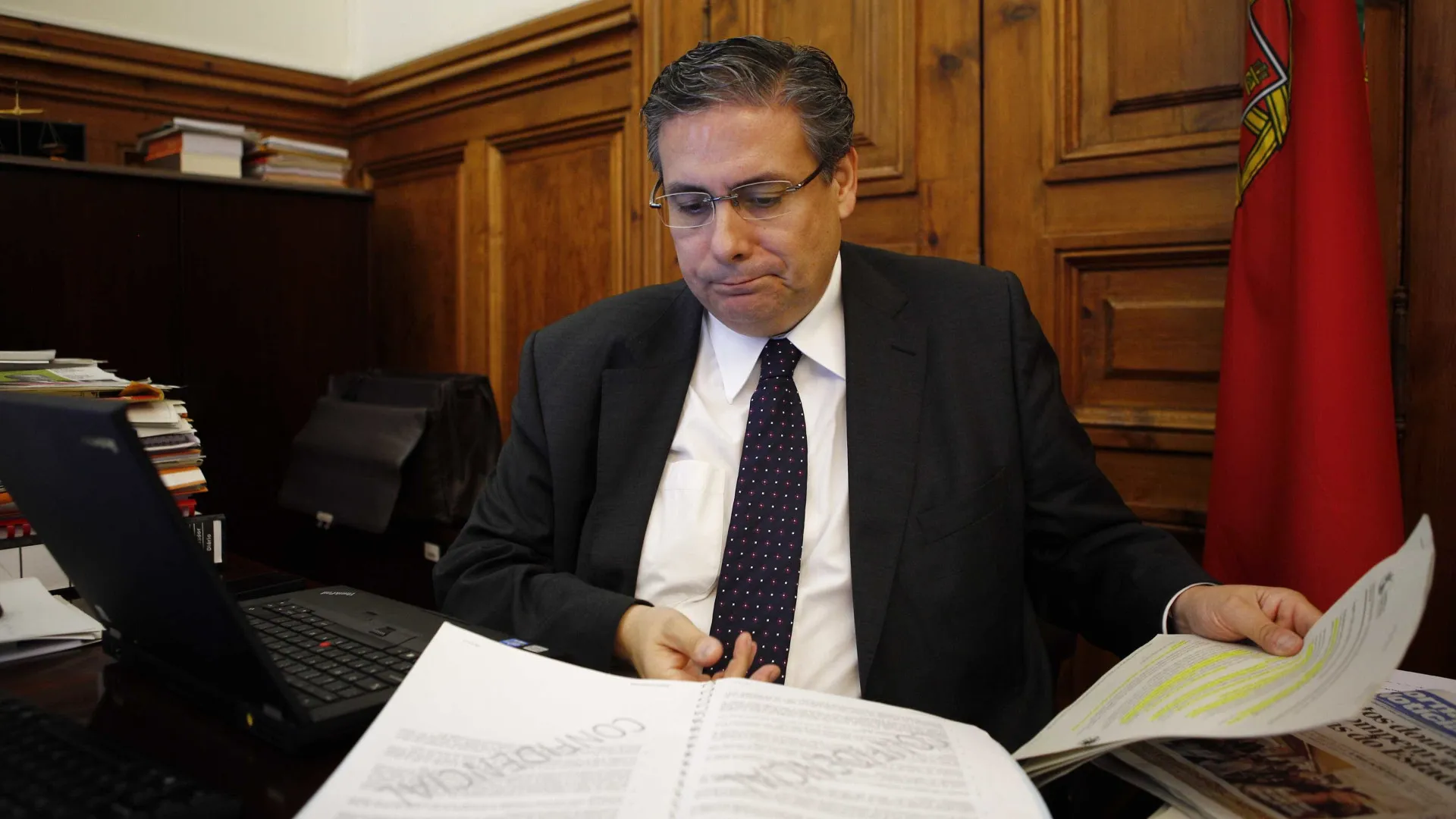 
                    Lei das Grandes Opções é documento 