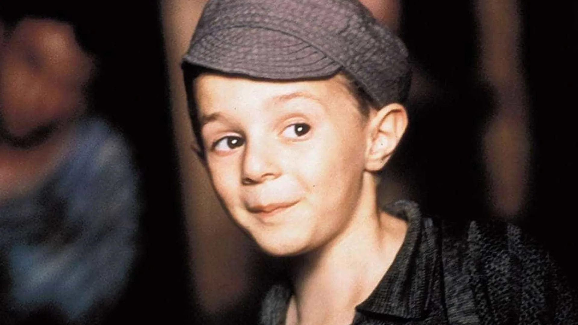 Veja como está o menino do filme ‘A Vida é Bela’