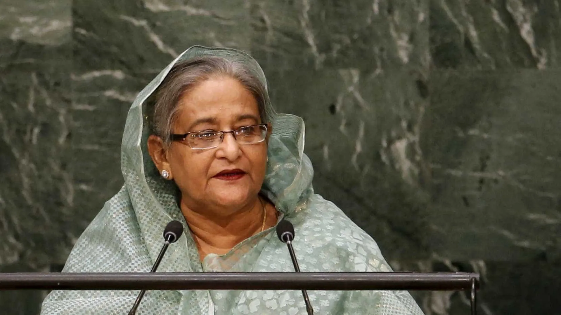 
                    Ex-primeira-ministra do Bangladesh acusada de orquestrar revolta de 2009
                
