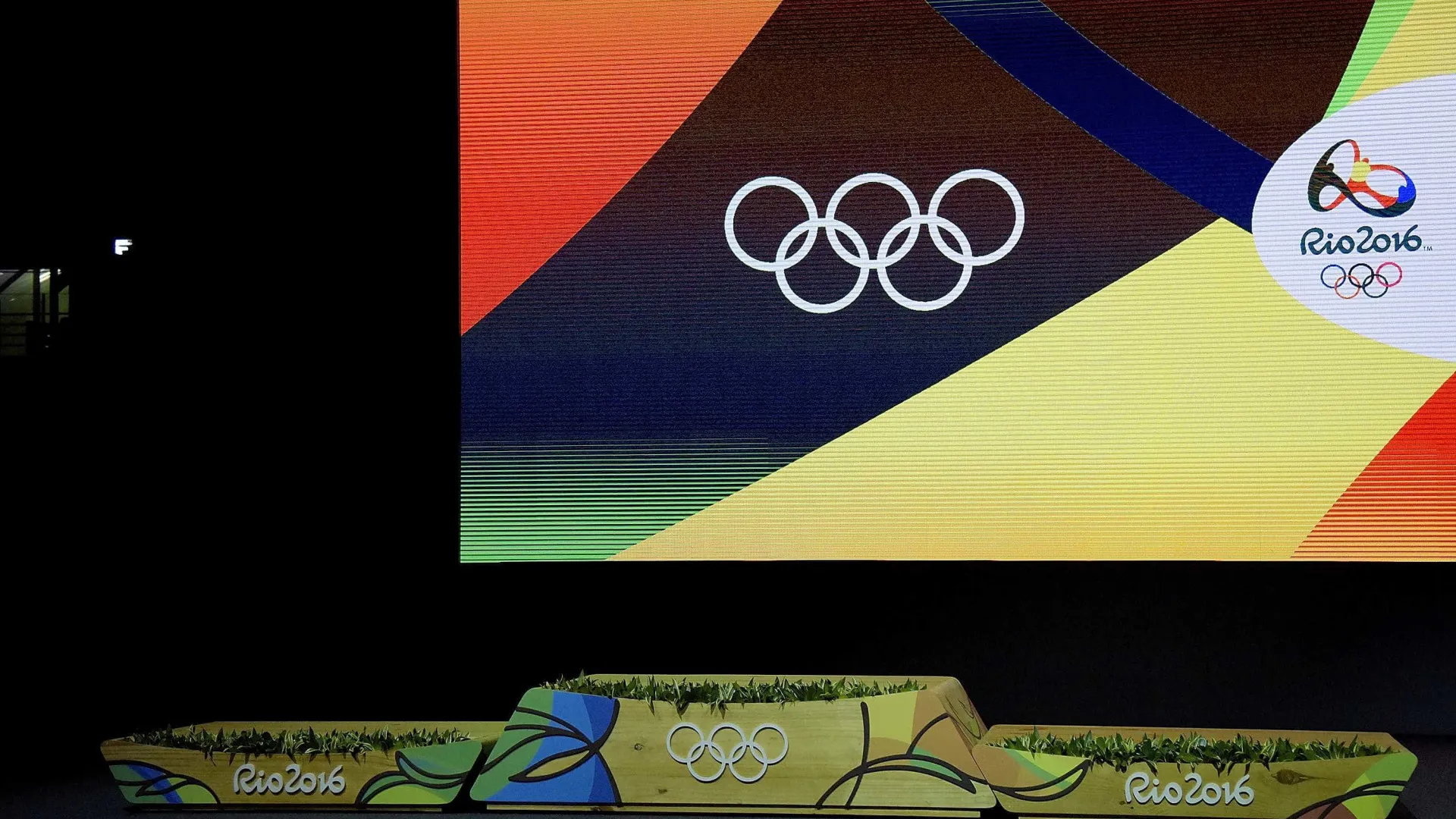 
                    Ucrânia considera ultrajante que russos participem nos Paralímpicos
                