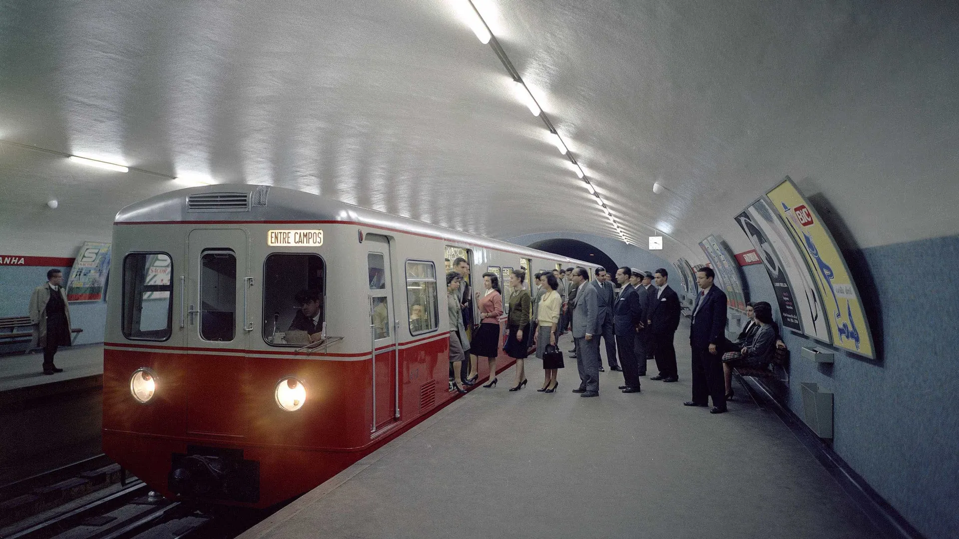 Metro de Lisboa foi inaugurado há 57 anos. Na altura era assim