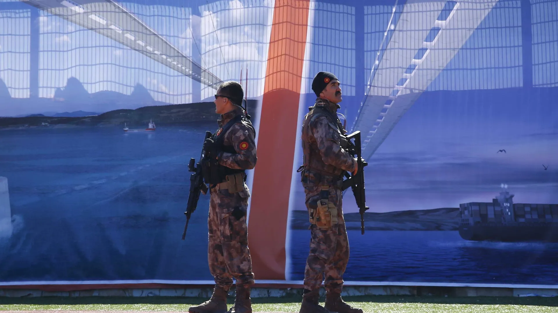 
                    Detidos 357 suspeitos de envolvimento com Estado Islâmico na Turquia
                