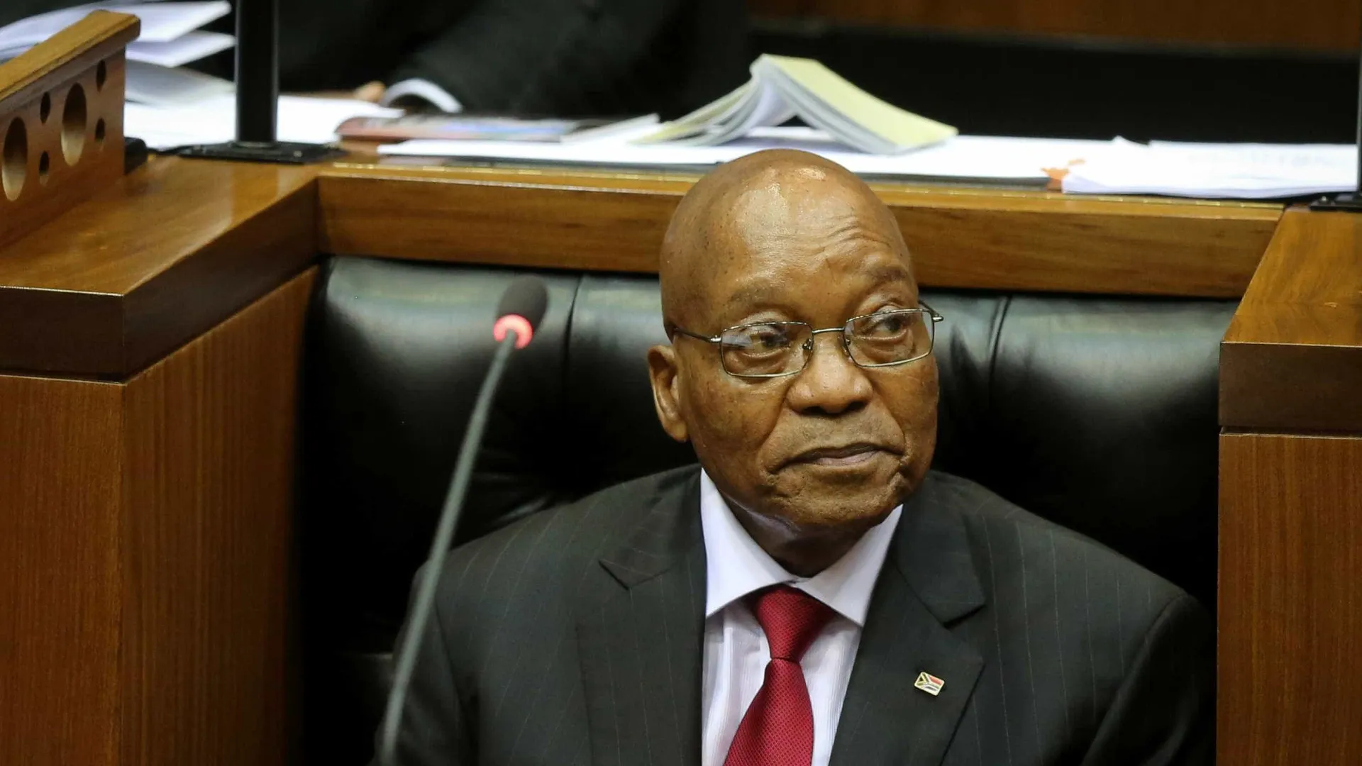 
                    Filha de ex-PR sul-africano investigada por recrutar civis para a Ucrânia
                