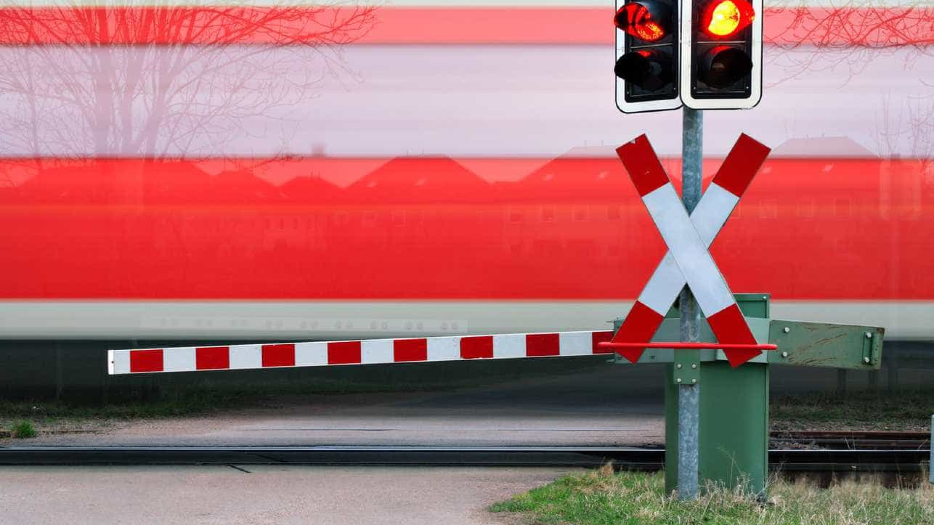 Passagens de Nível  Infraestruturas de Portugal