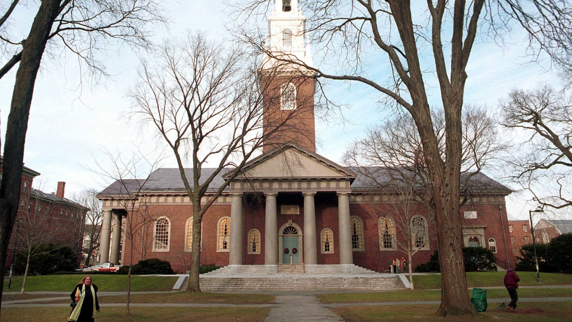Republicanos iniciam investigação a Harvard no Congresso dos EUA