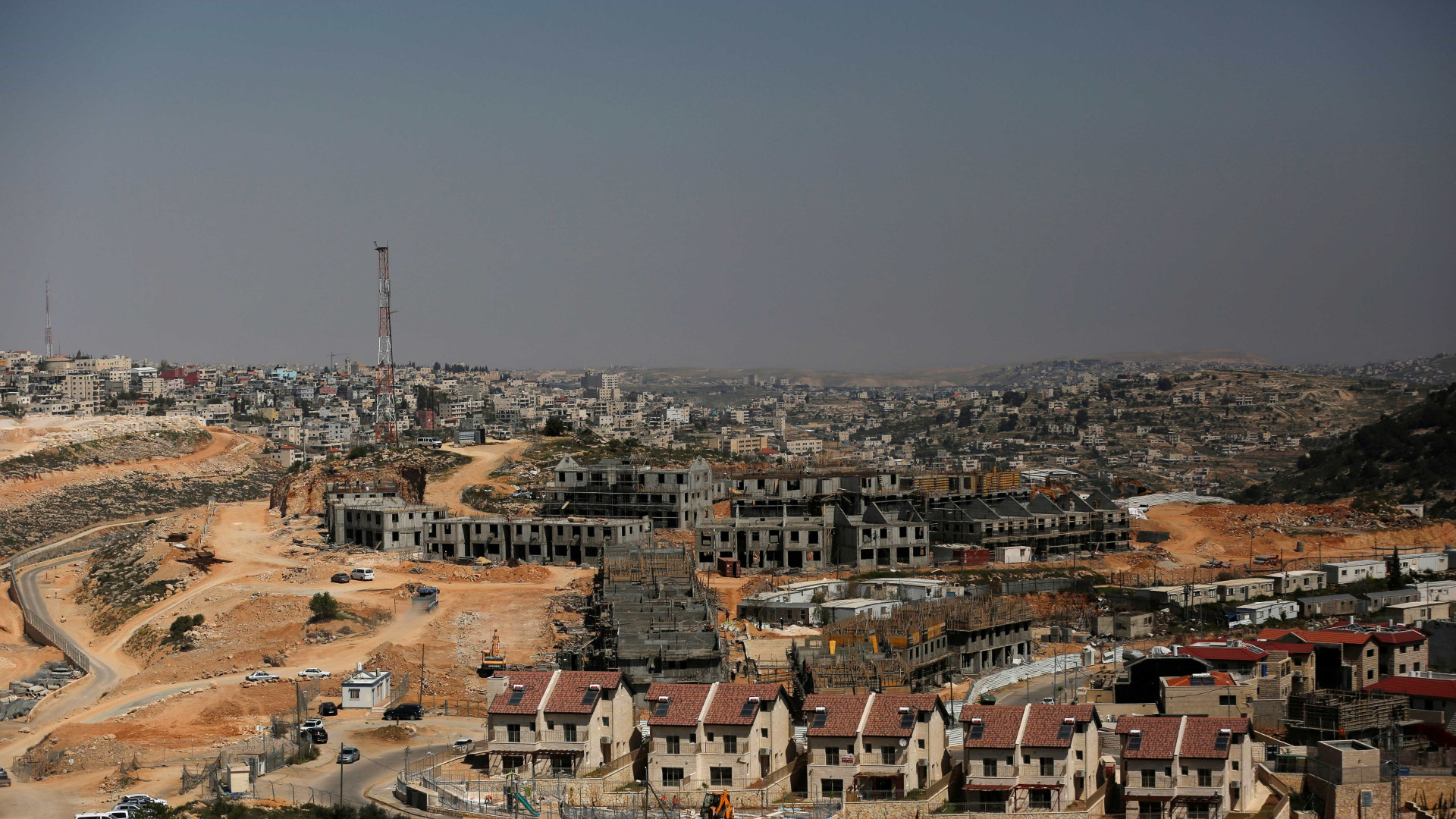 Três israelitas morreram em ataque no norte da Cisjordânia