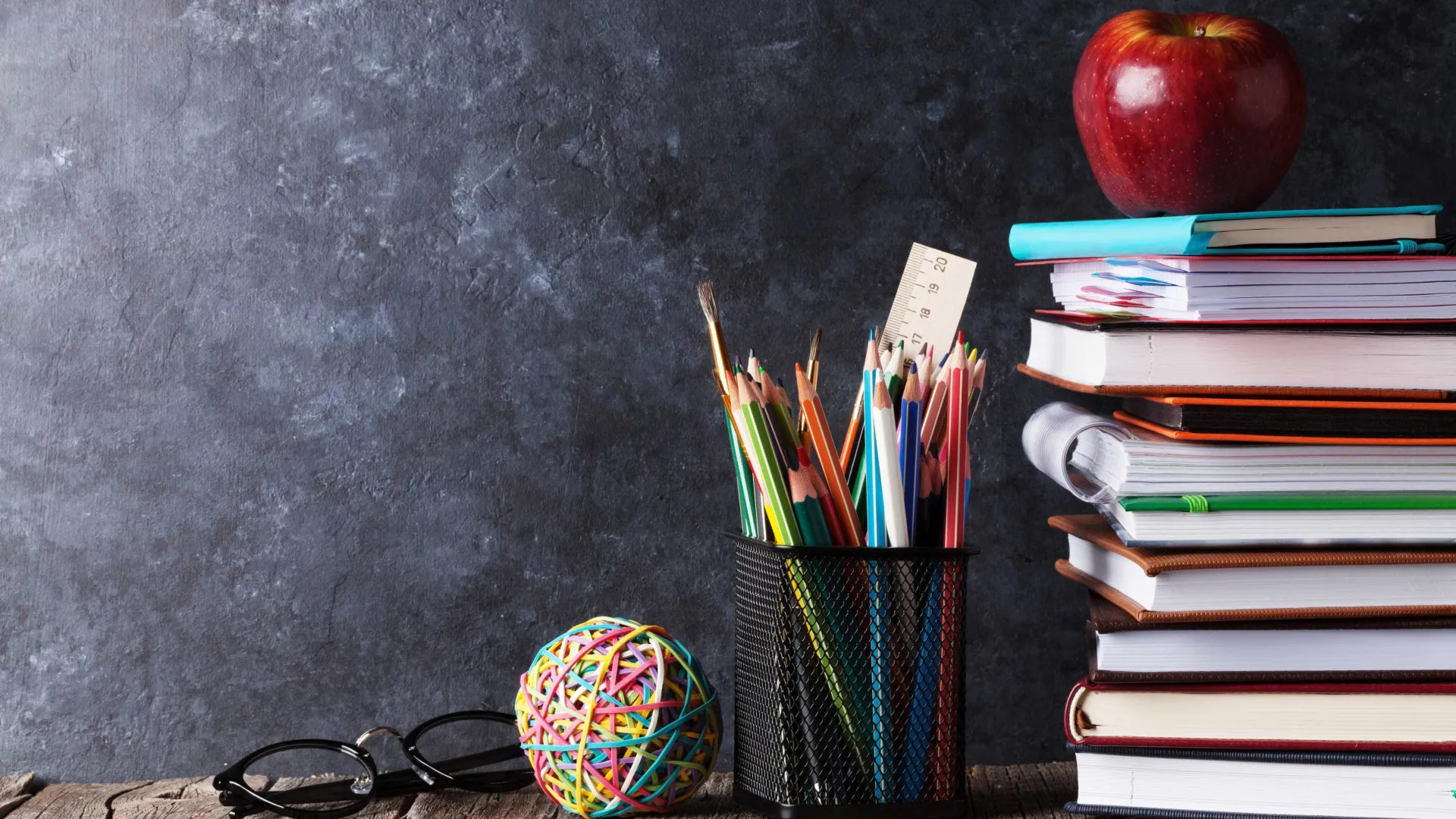 
                    Seis mil já assinaram petição que pede mais vernas para escolas de artes
                