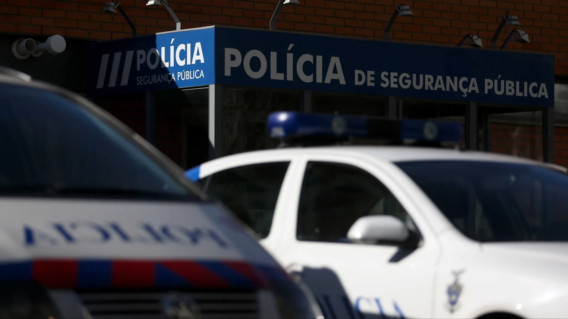 
                    Chefe da PSP suspeito em caso de violência doméstica contra família
                