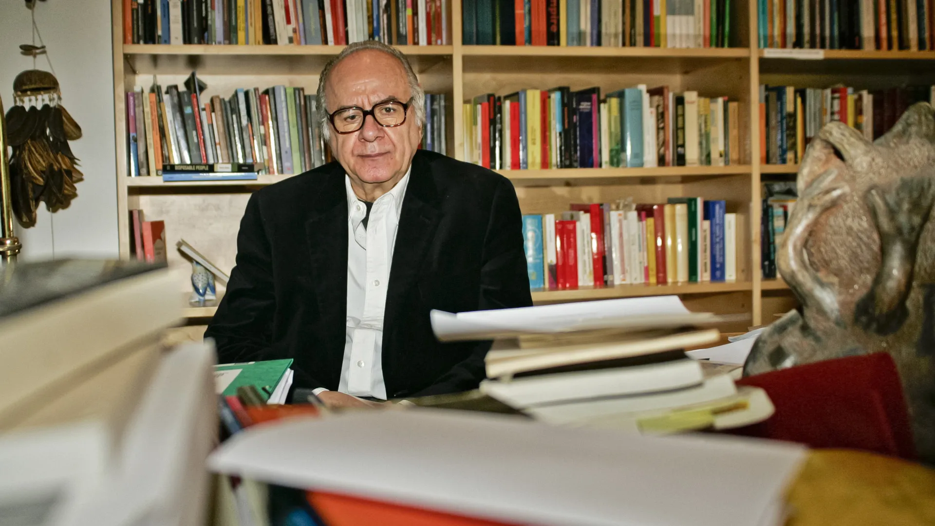 
                    Boaventura de Sousa Santos vai reagir ao arquivamento de queixa
                