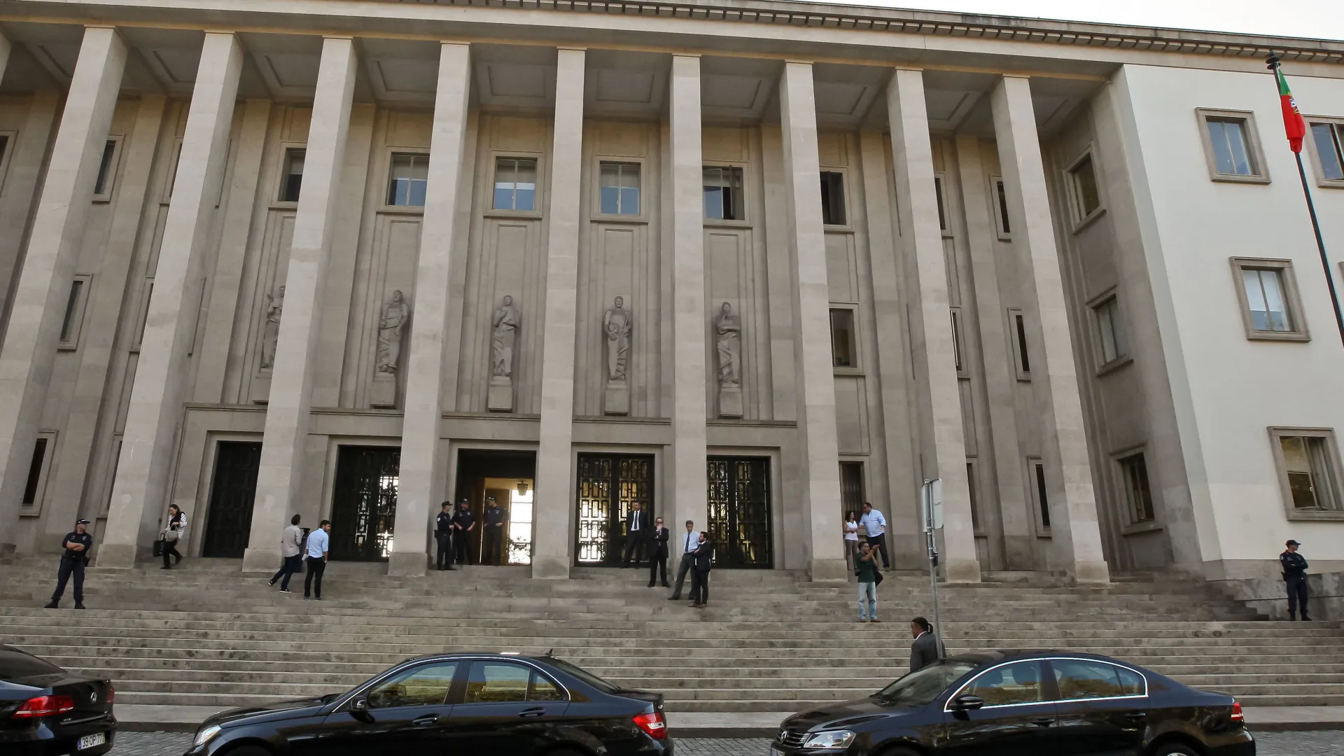 
                    Sogra e nora com penas agravadas por maus tratos a idosos em Azeméis
                