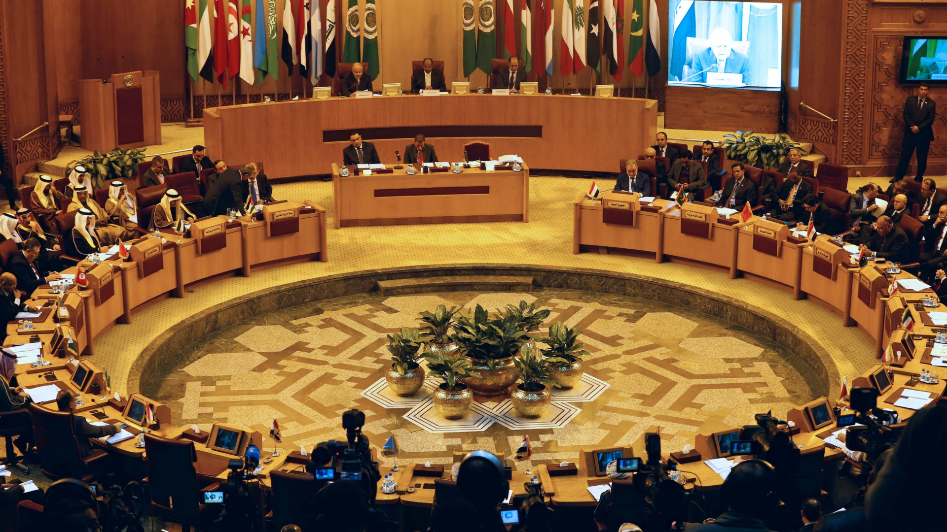 Controlo de Gaza? Autoridade Palestiniana pede reunião da Liga Árabe