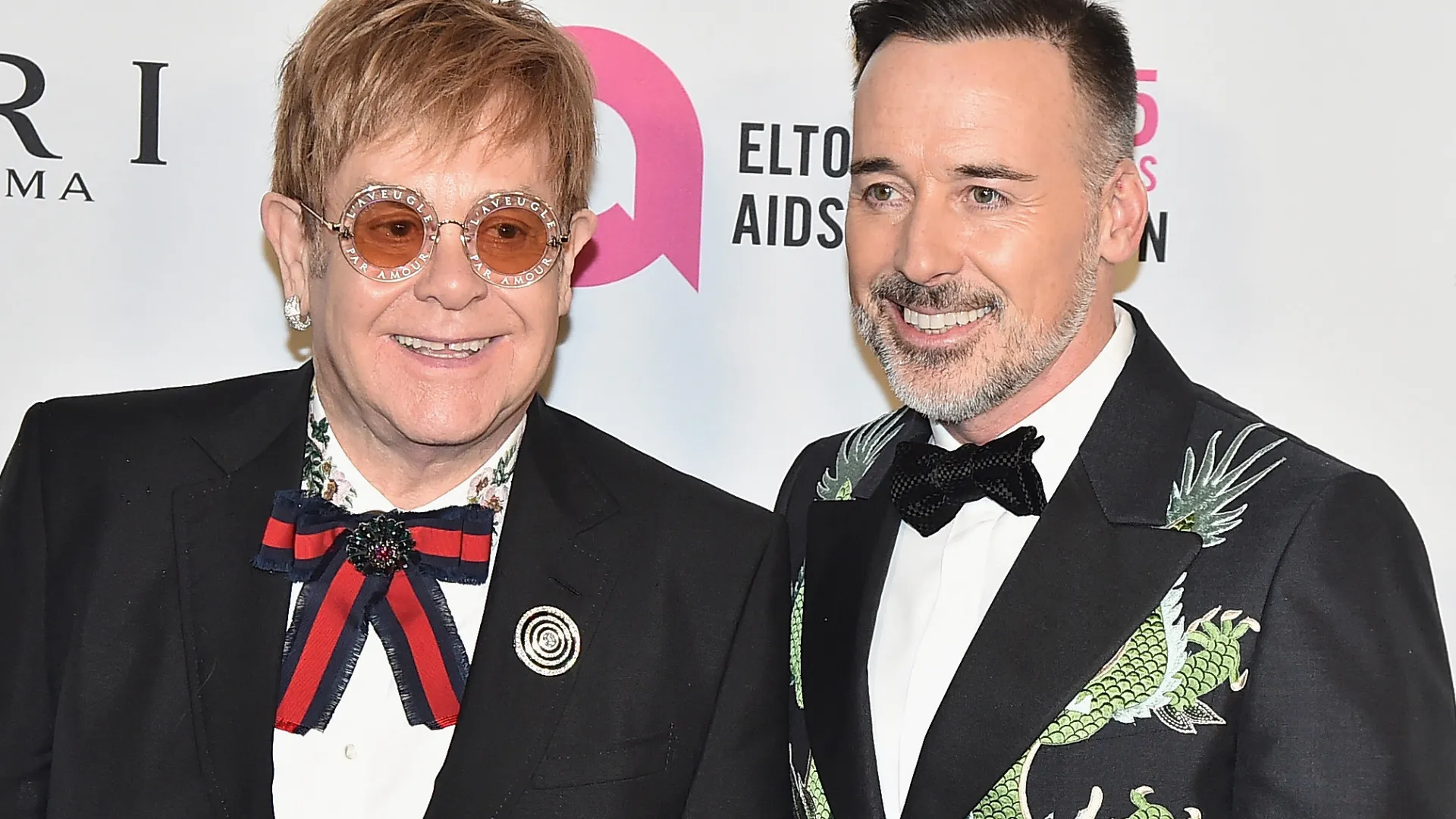 
                    David Furnish declara-se a Elton John em dia especial. 
