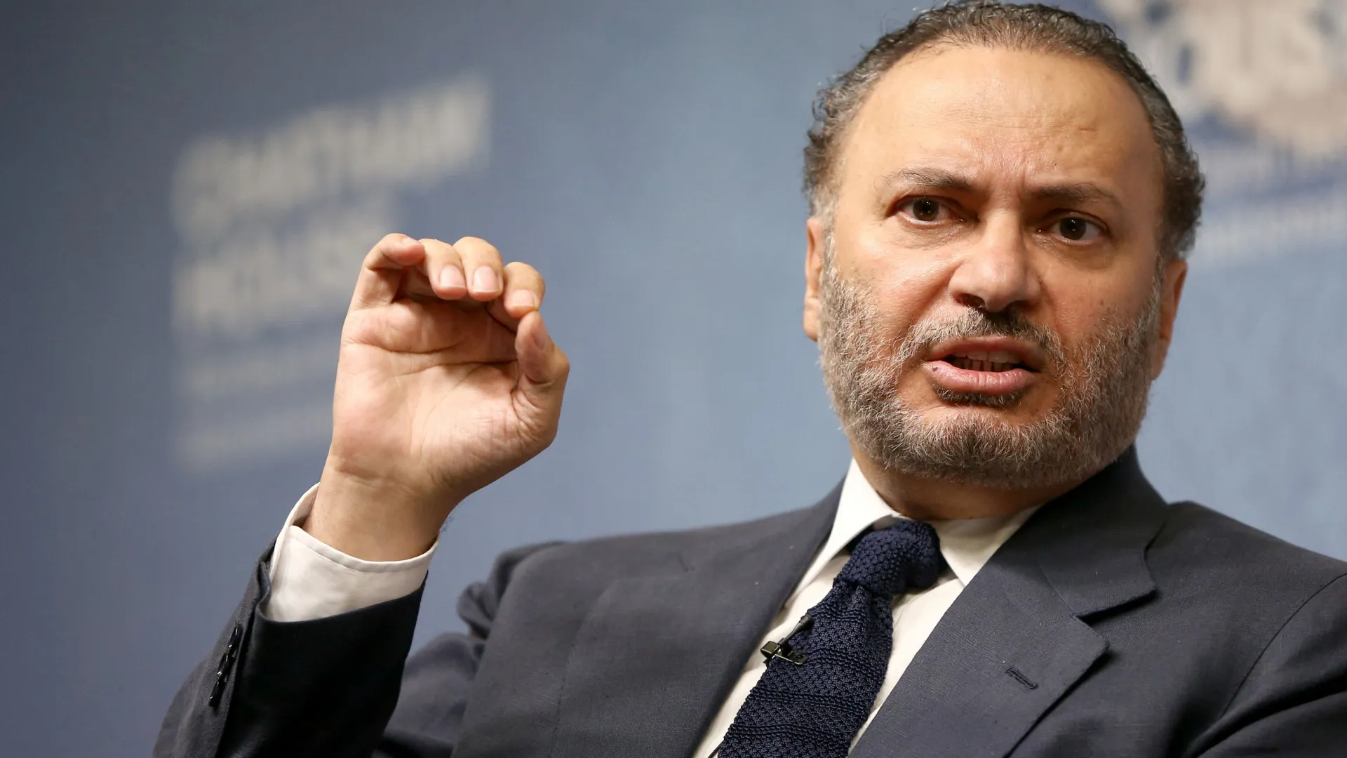 
                    EAU criticam estratégia iraniana. 