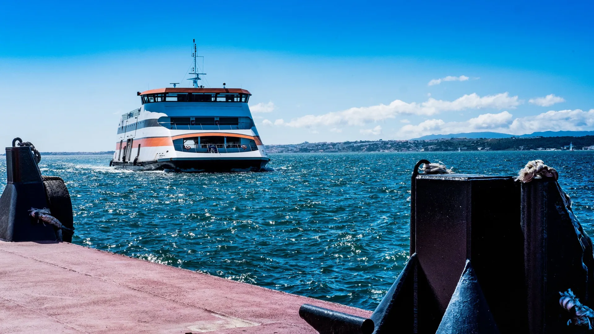 
                    Petição para incluir travessia Setúbal-Troia no Navegante analisada
                