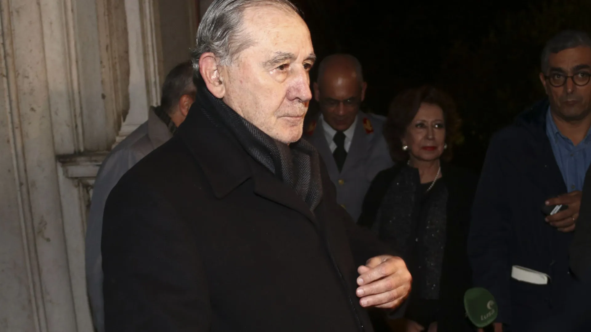 
                    Presidenciais/1976-1986. Militares na linha da frente e os anos de Eanes
                