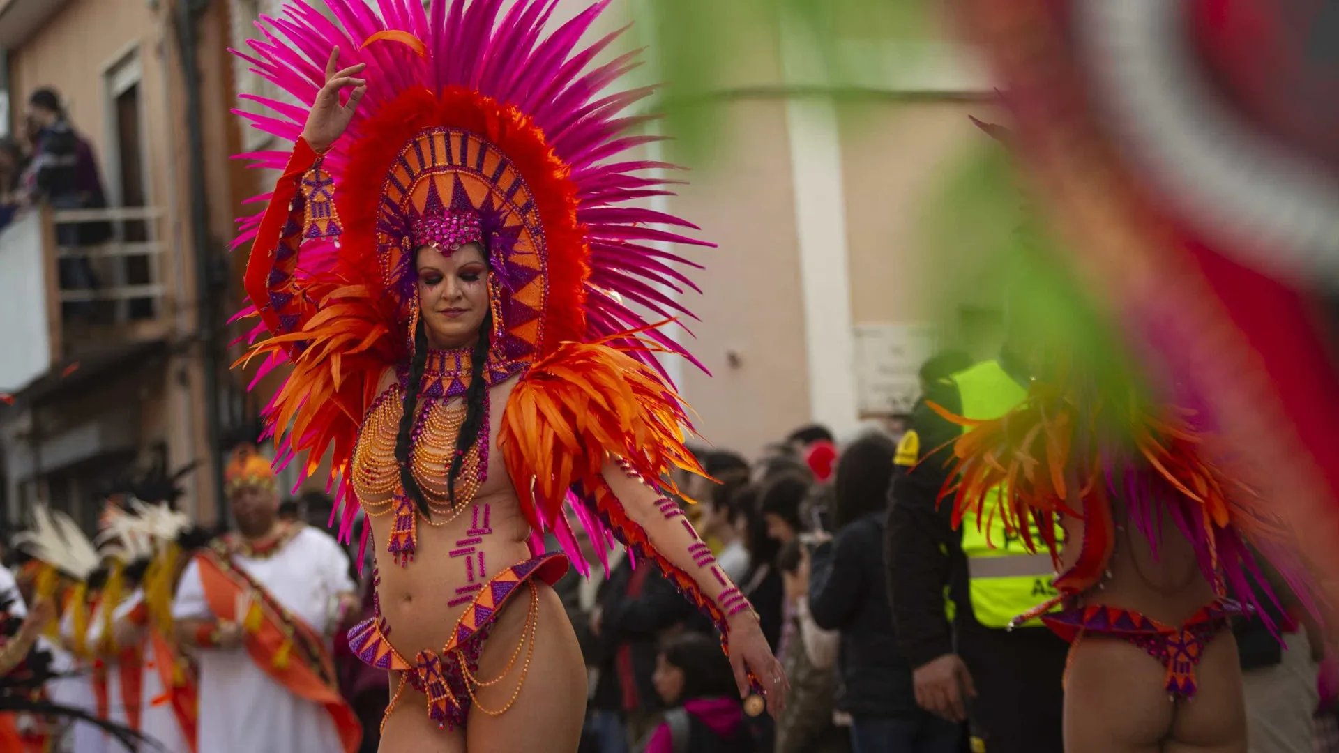 
                    Mealhada cancela desfile noturno e mantém corso carnavalesco de 3.ª-feira
                