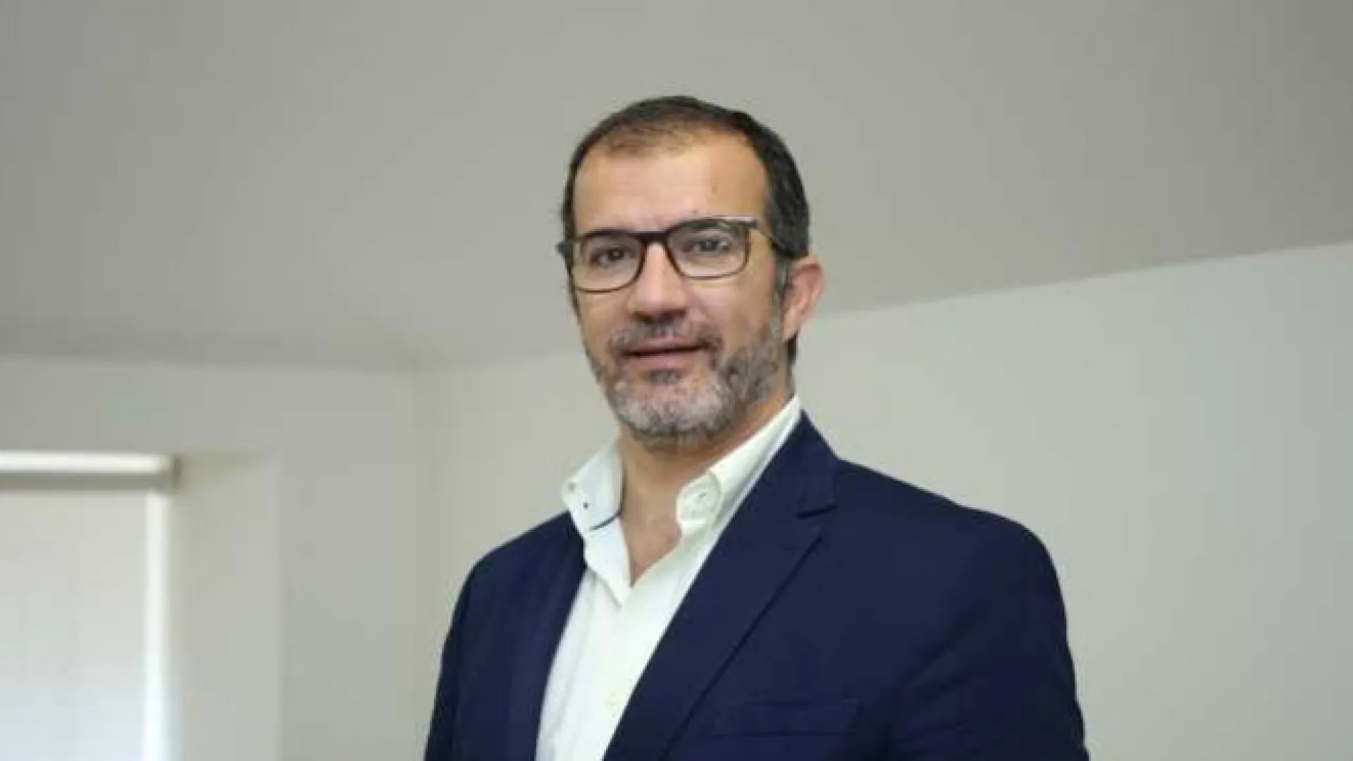 
                    PS aceita pelouros em Cascais mas sairá se Chega também assumir competências
                