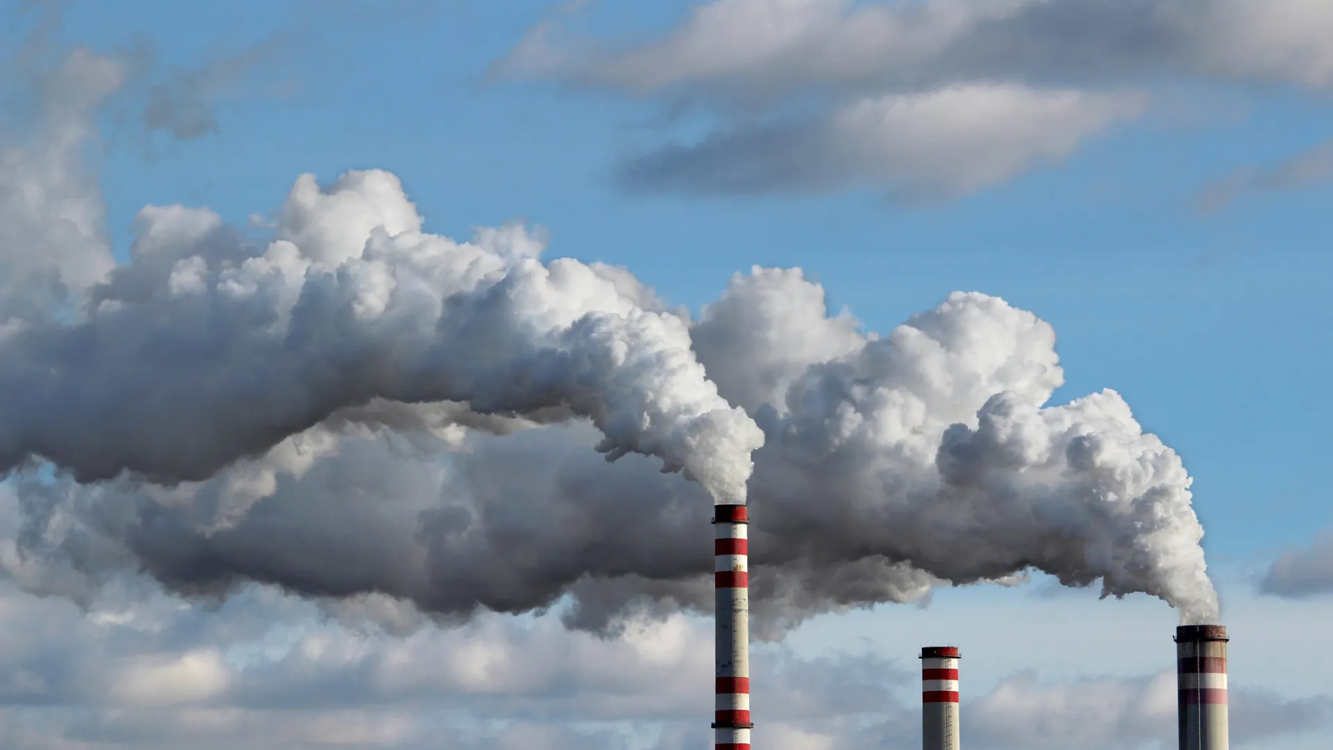 
                    Níveis de dióxido de carbono atingem novos máximos em 2024
                