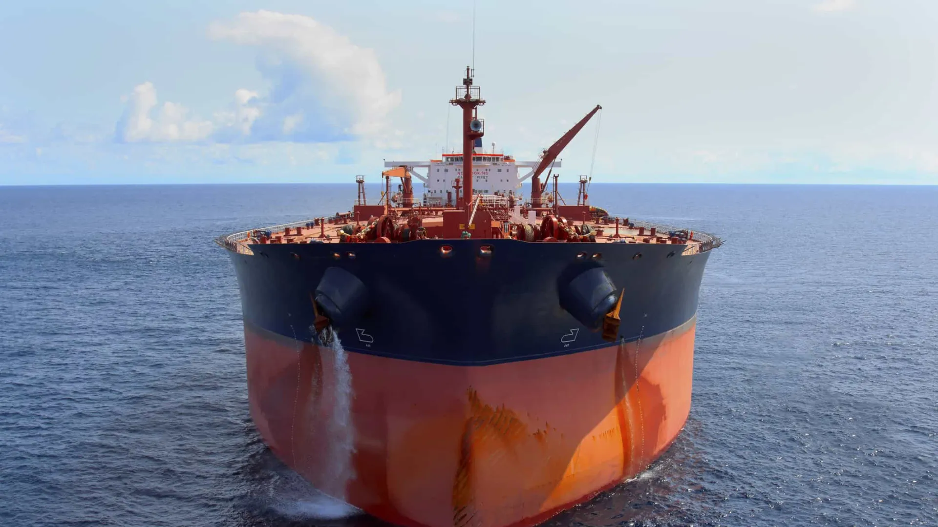 
                    Teerão e Moscovo realizam exercícios navais no Golfo de Omã
                