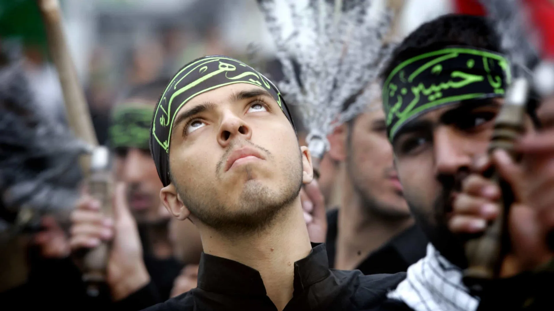 
                    Guarda Revolucionária pede que civis abandonem áreas próximas das forças dos EUA
                