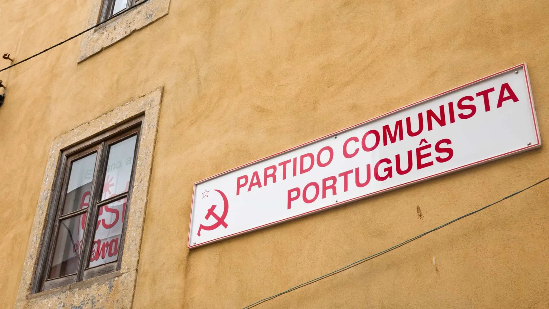 
                    PCP pede esclarecimentos sobre atuação do Governo após tempestades
                