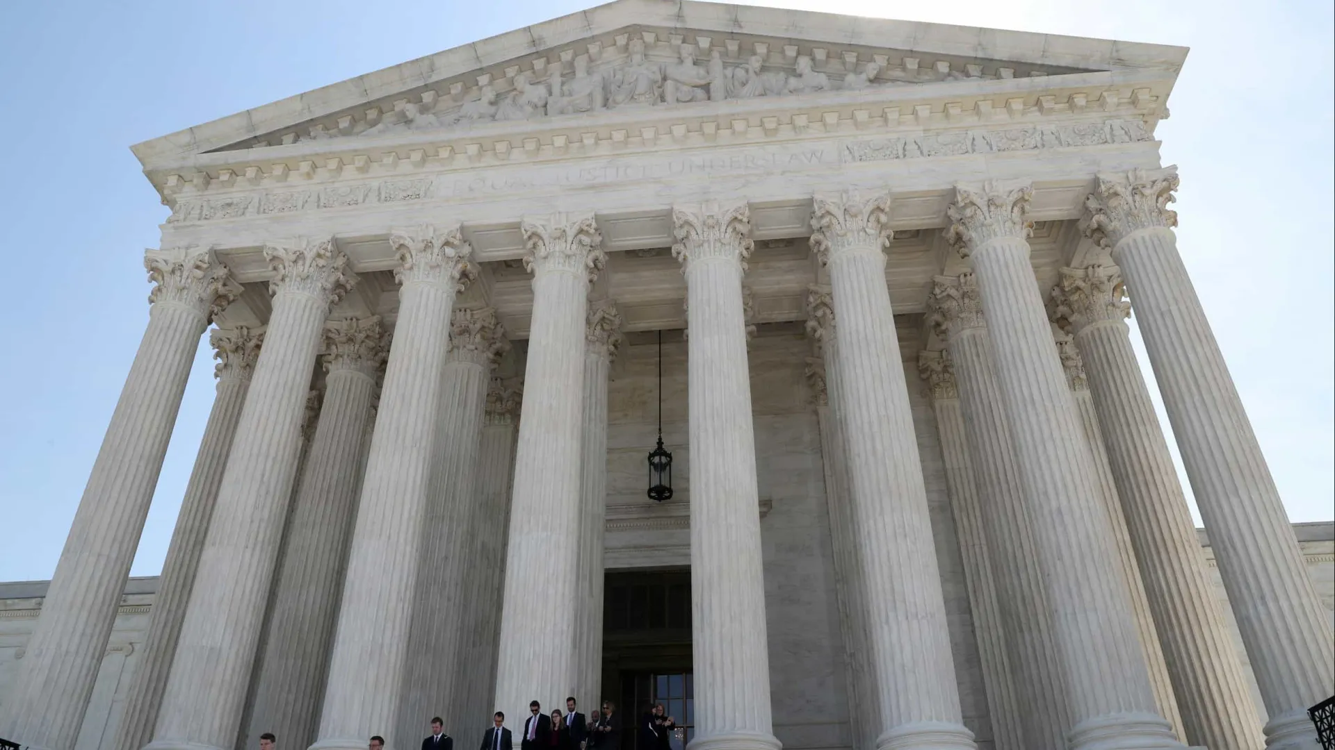 Supremo Tribunal dos EUA aceita “terapia de conversão” para menores LGBT+