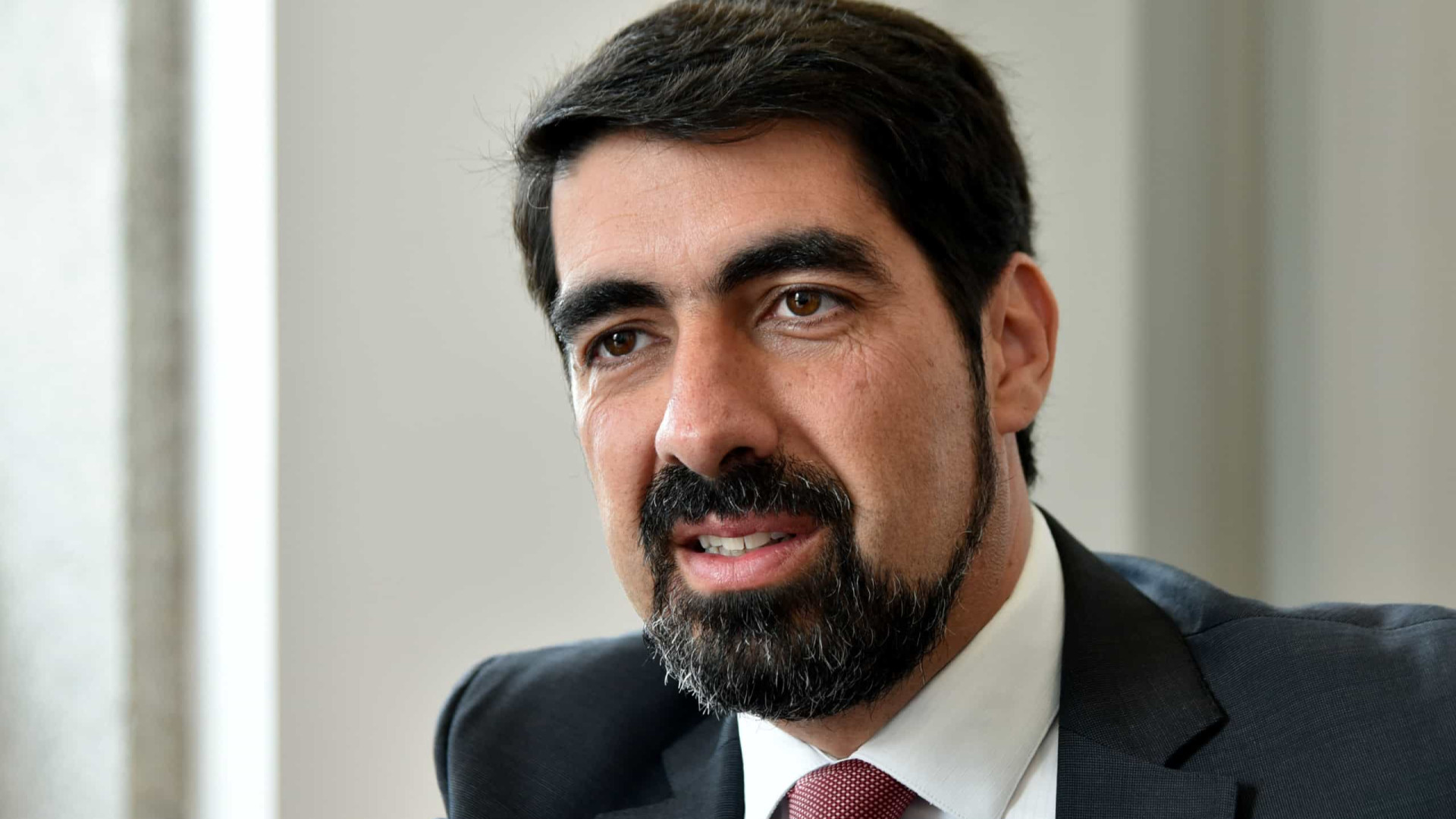 Relação nega recurso do MP e mantém absolvição de ex-autarca Miguel Alves