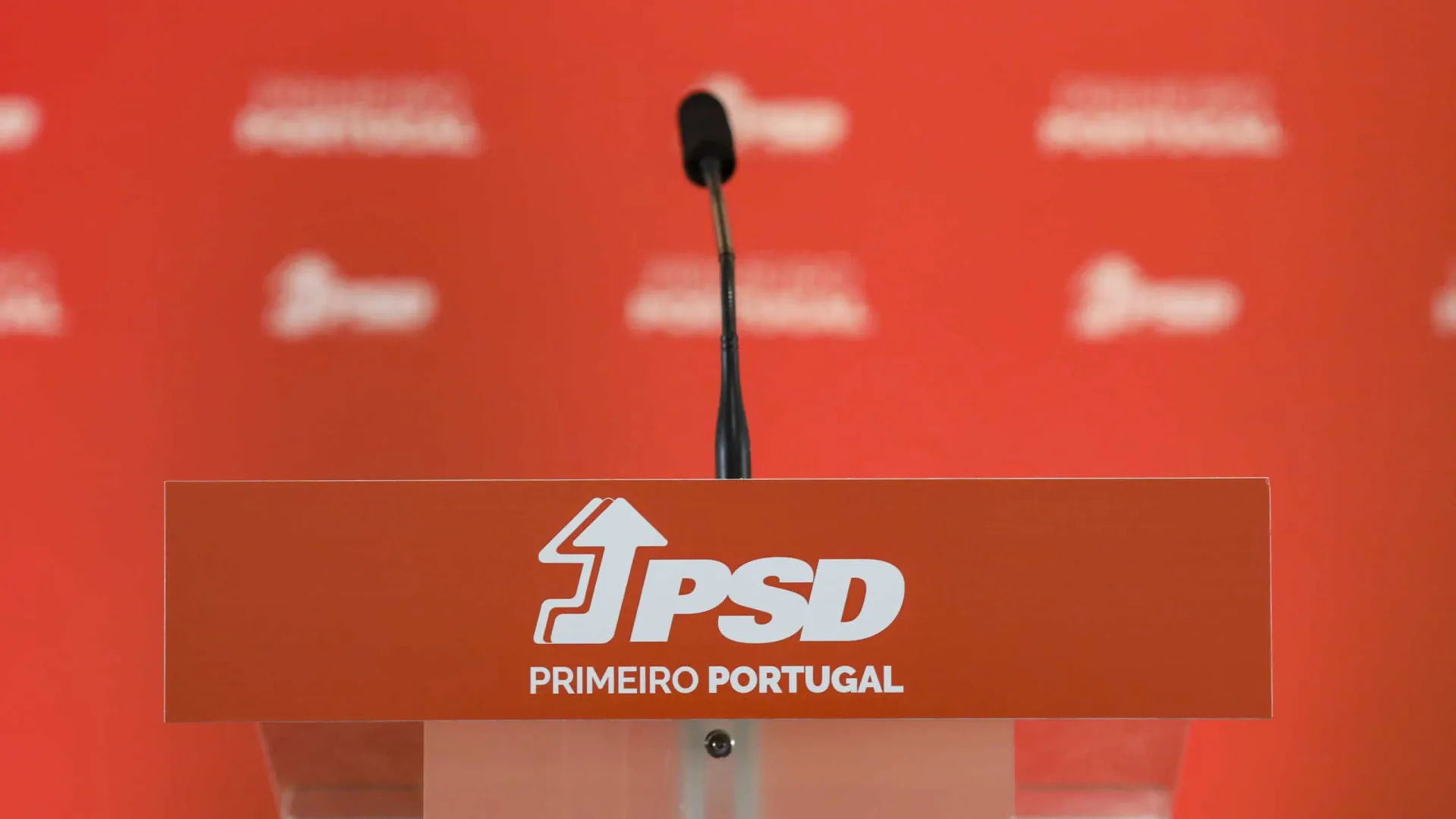 
                    PSD propõe 20 alterações estruturais ao setor TVDE em revisão da lei
                