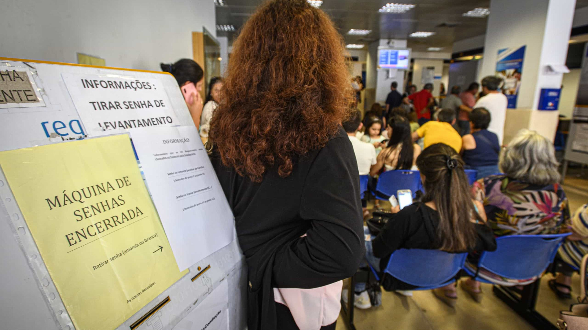 Vlada odprta za pogajanja o predlogu Sindikata registrov