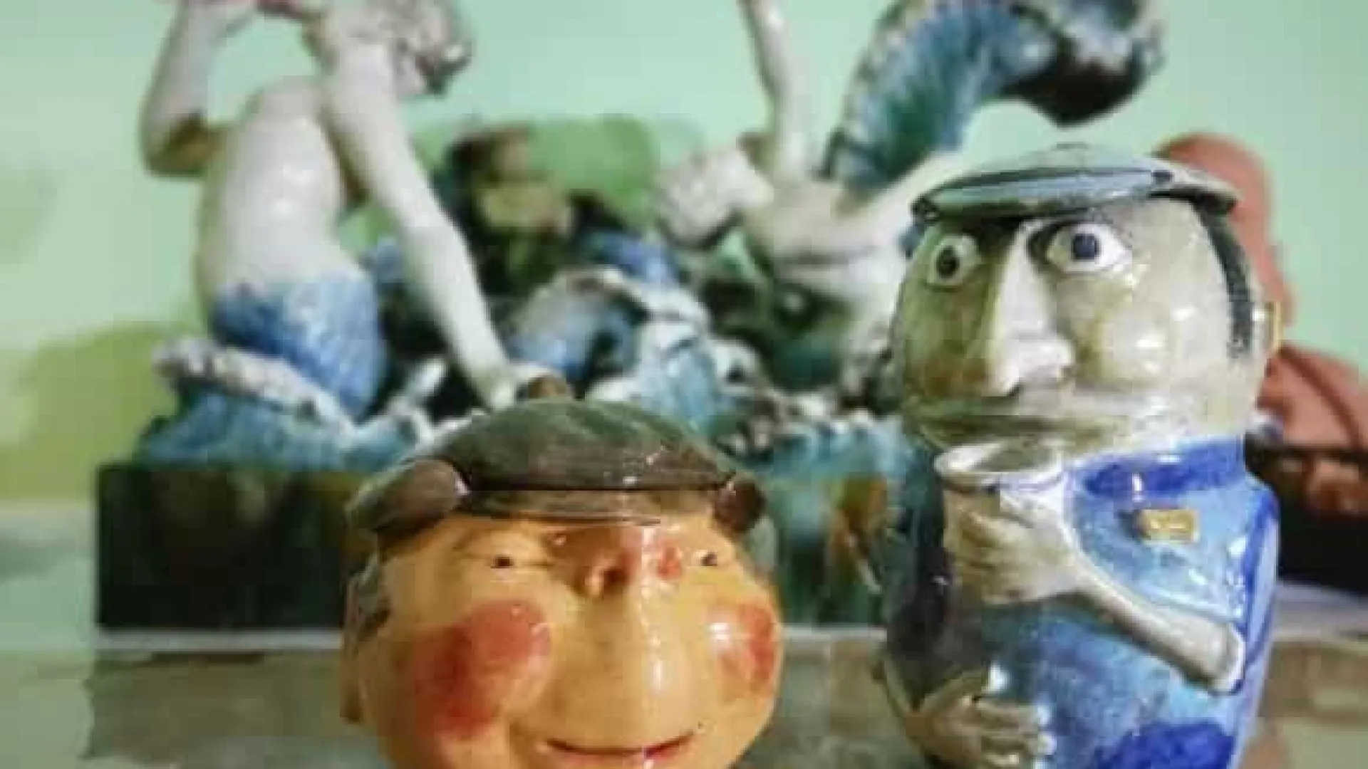 
                    Painel de azulejos de Bordalo Pinheiro exposto pela primeira vez nas Caldas
                