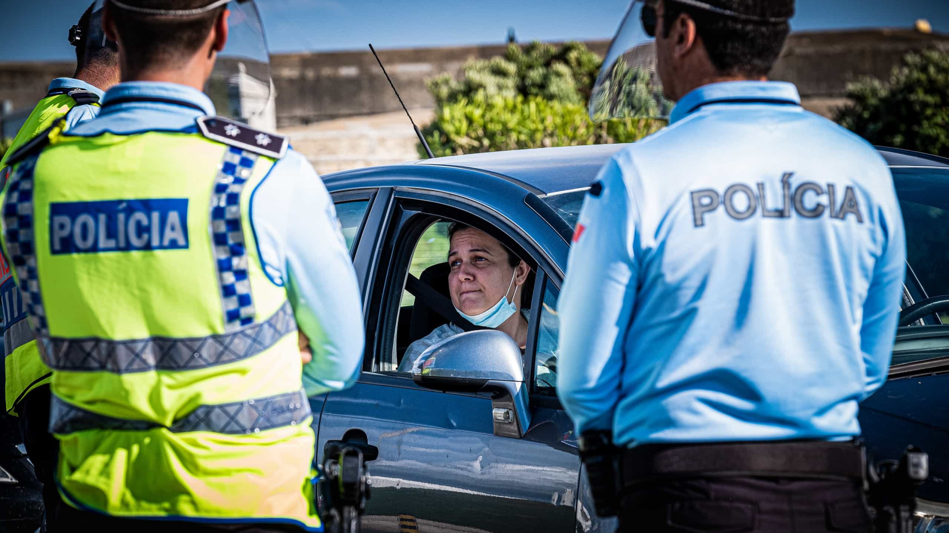 Polícias da PSP Porto usam os próprios carros para investigação