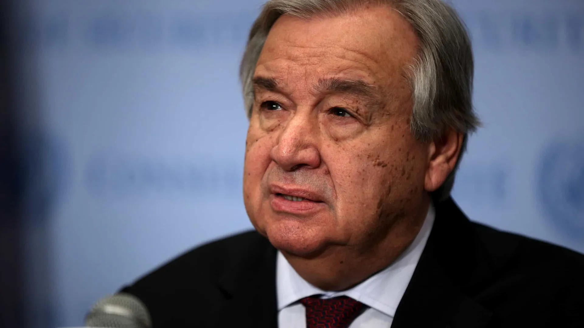 
                    Holocausto: Guterres alerta para perigos de distorcer e negar o passado
                