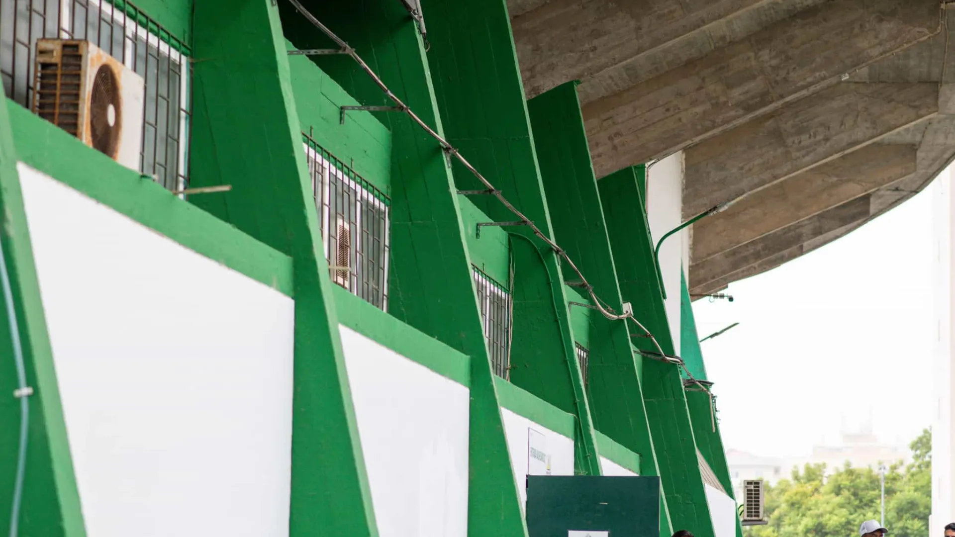 
                    Vitória FC nega dívida de 13 milhões de à Sociedade Importantealtura
                