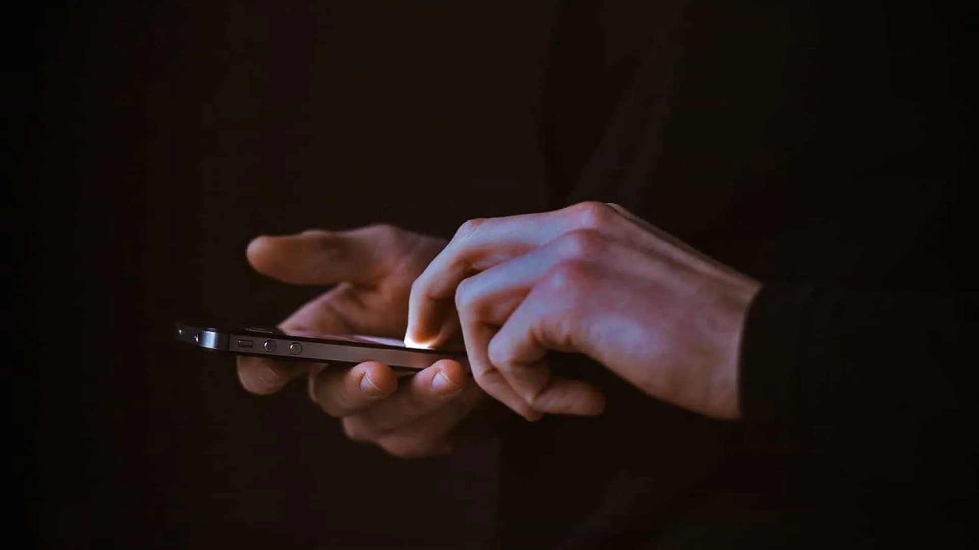 
                    PSP trava burlão de MB WAY após fazer (pelo menos) 35 vítimas em Leiria
                