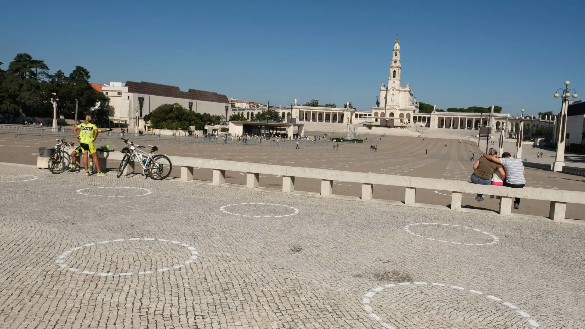 
                    Mau tempo causa prejuízos de 2 milhões no Santuário de Fátima
                