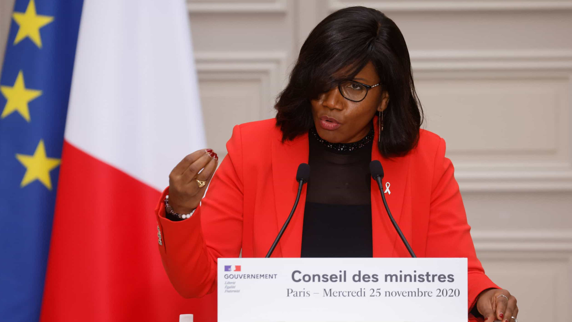 Ministra francesa mantém "laços extremamente profundos" com Cabo Verde