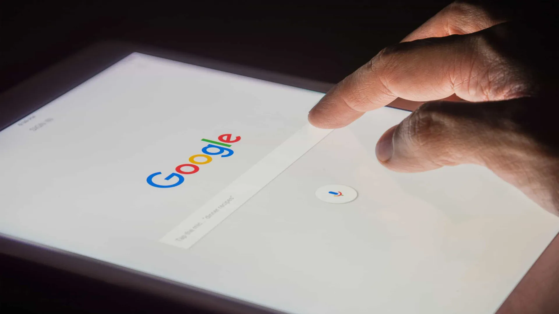 
                    Tribunal português admite ação contra Google por tratamento de dados
                