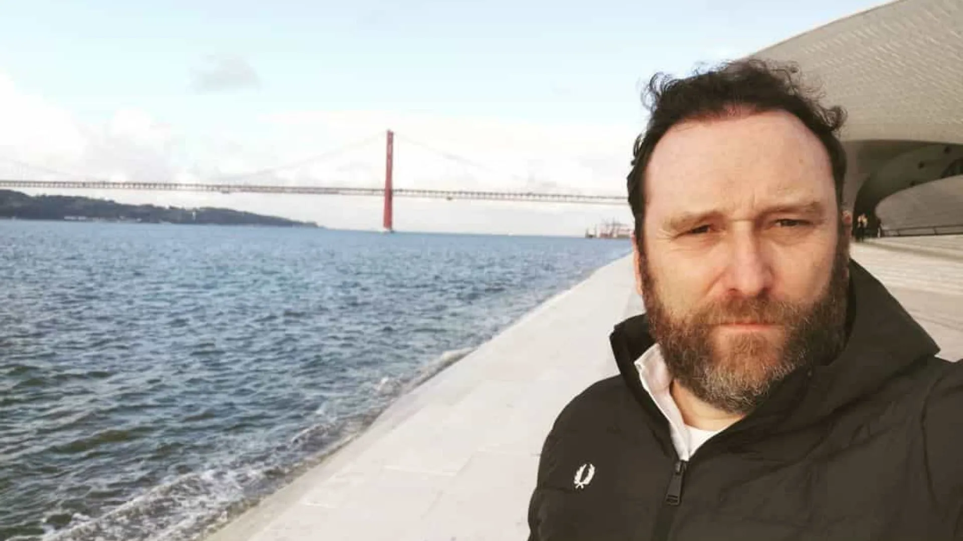 
                    Morreu o pai de Eduardo Madeira. 