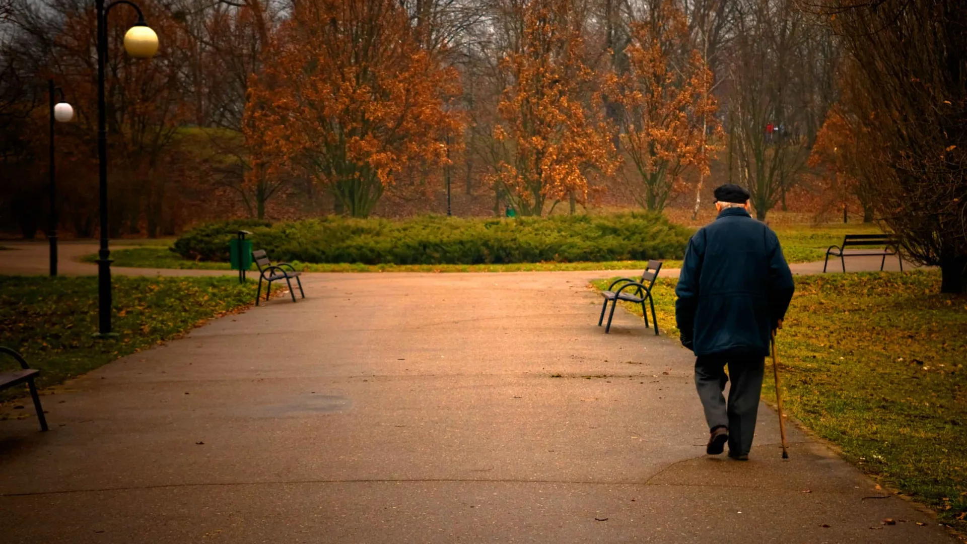 
                    Tem 97 anos e já foi dado como morto 4 vezes (após confusão com irmão)
                