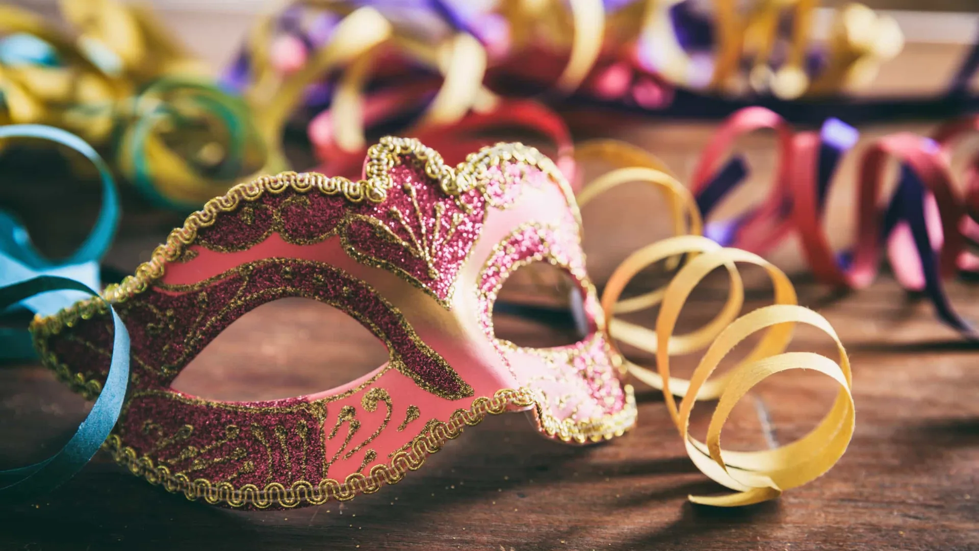 
                    Carnaval  da Nazaré com festejos condicionados devido ao mau tempo
                