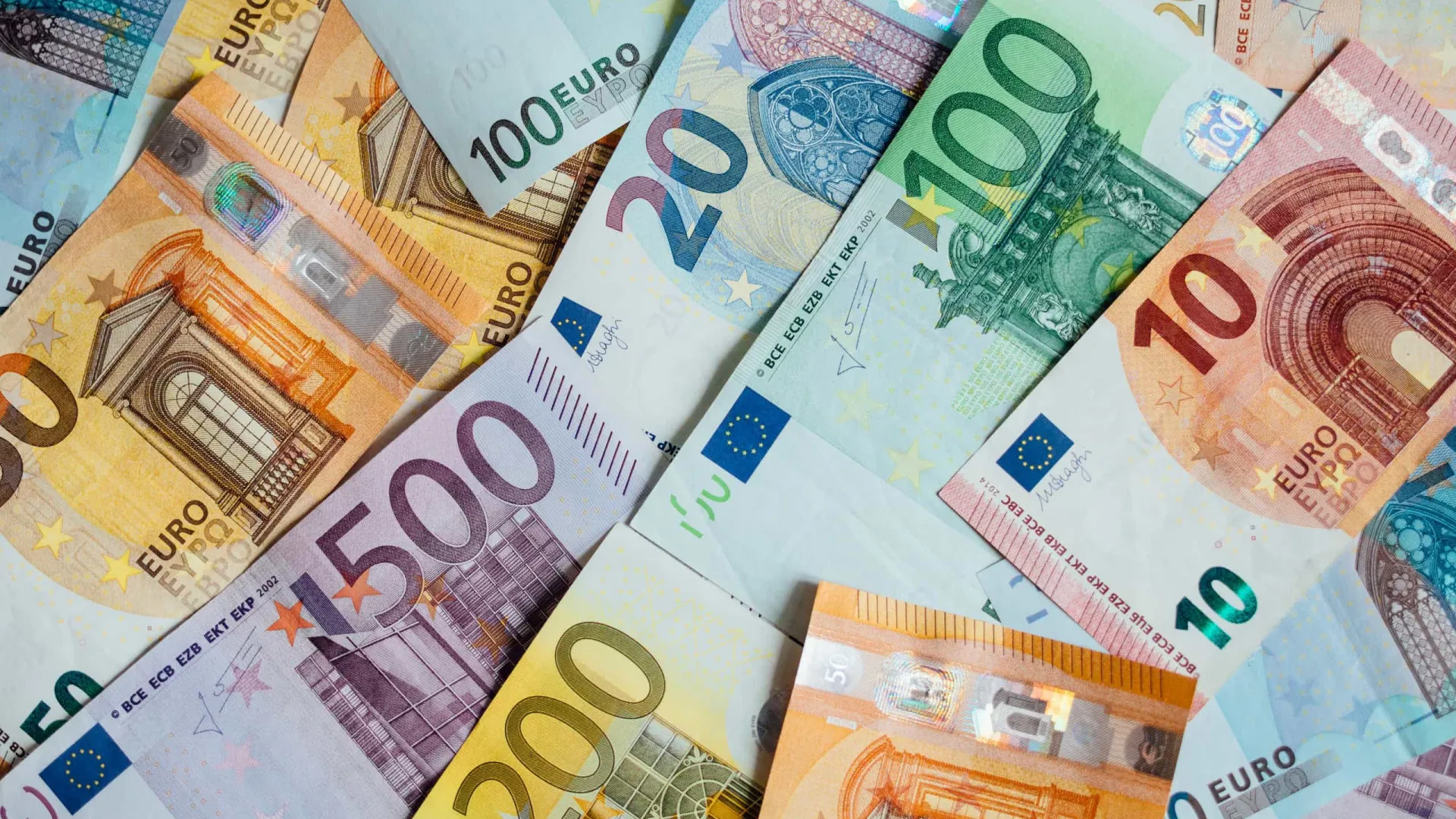 
                    PRR: Pagamentos atingem 8.870 milhões de euros até setembro
                