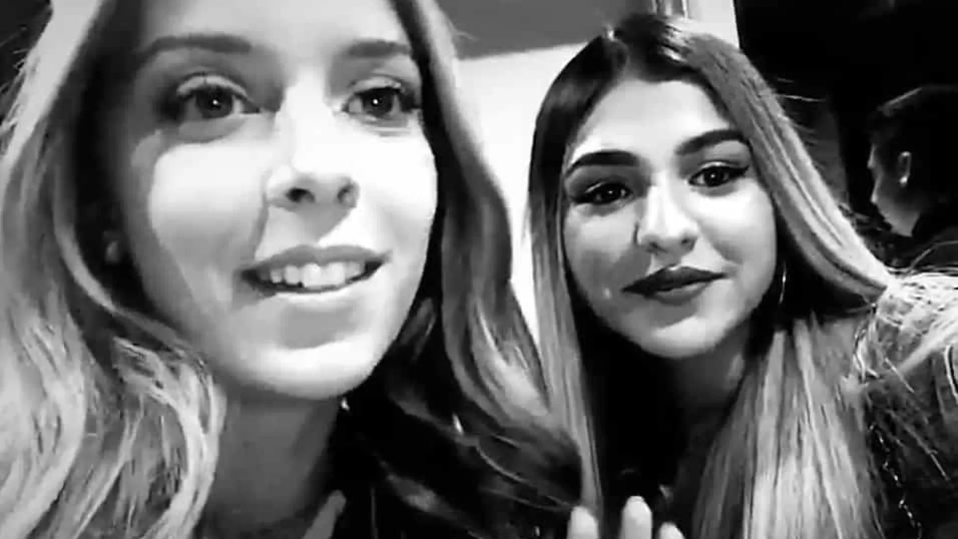 
                    Sara Carreira morreu há 5 anos. Bárbara Bandeira homenageia melhor amiga
                