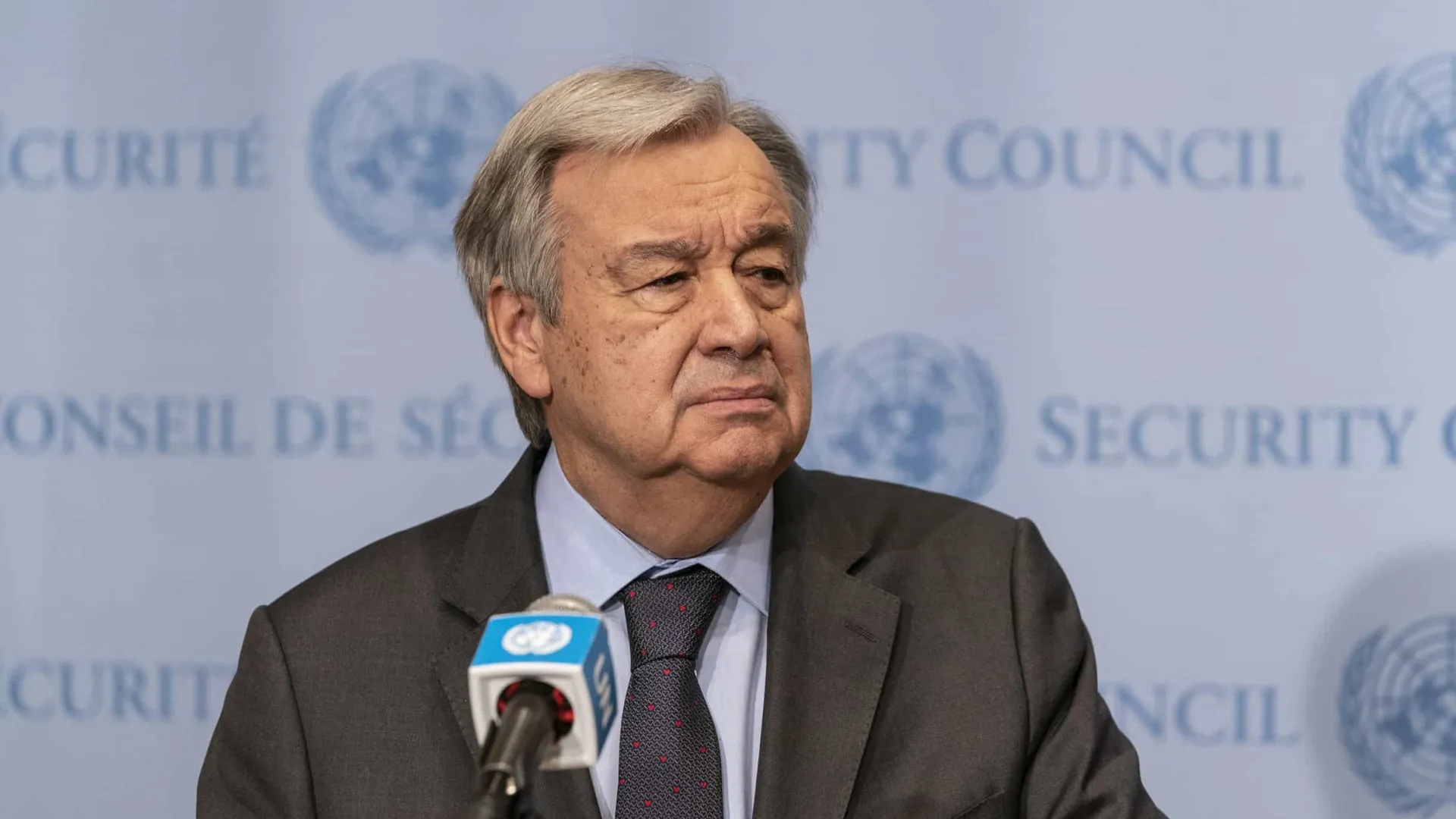 
                    Guterres pede ação urgente e coordenada contra crise global
                