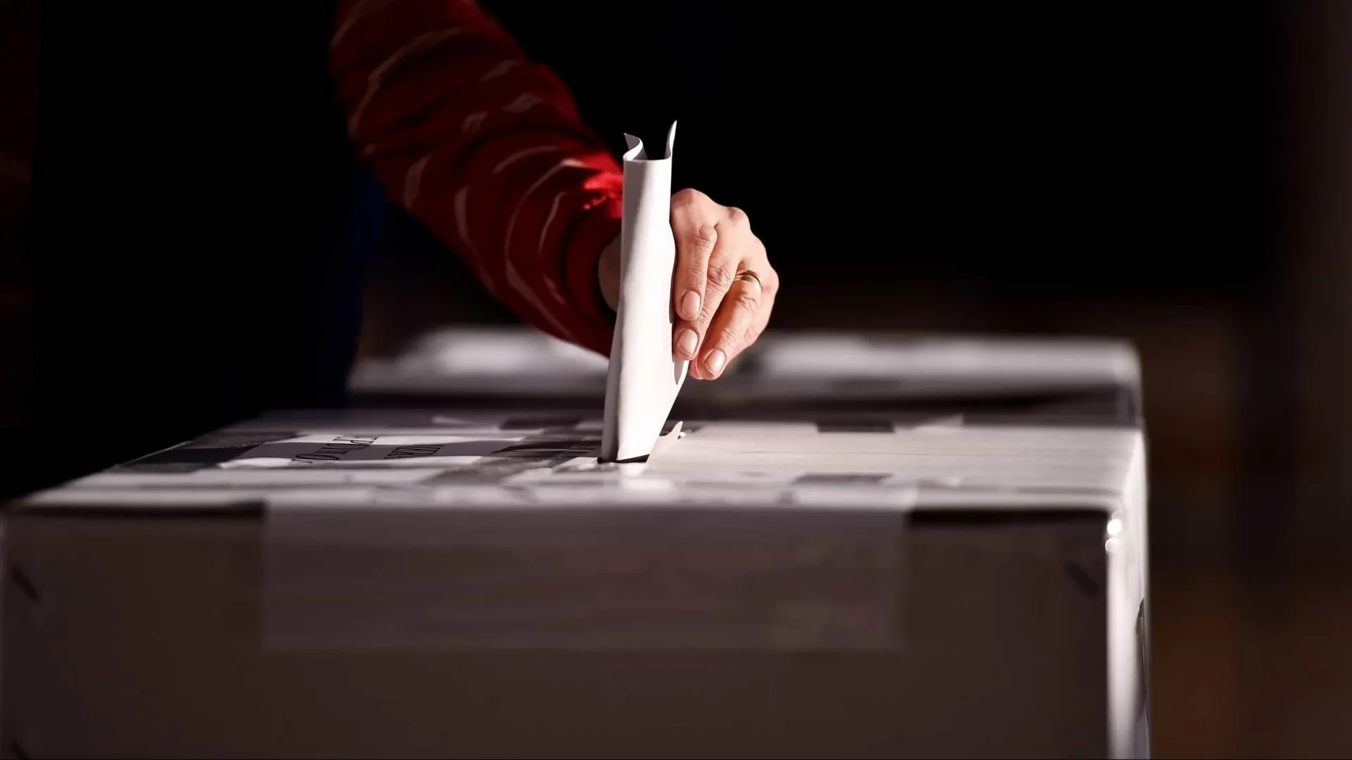 
                    Presidenciais sem voto em mobilidade por falta de tempo, diz Governo
                