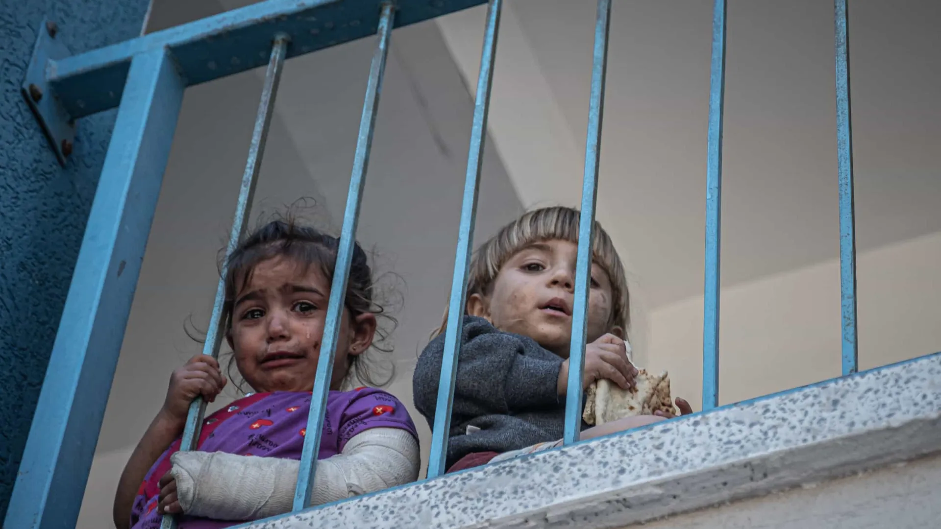 
                    Cerca de 700 mil crianças em Gaza sem escola pelo 3.º ano letivo seguido
                