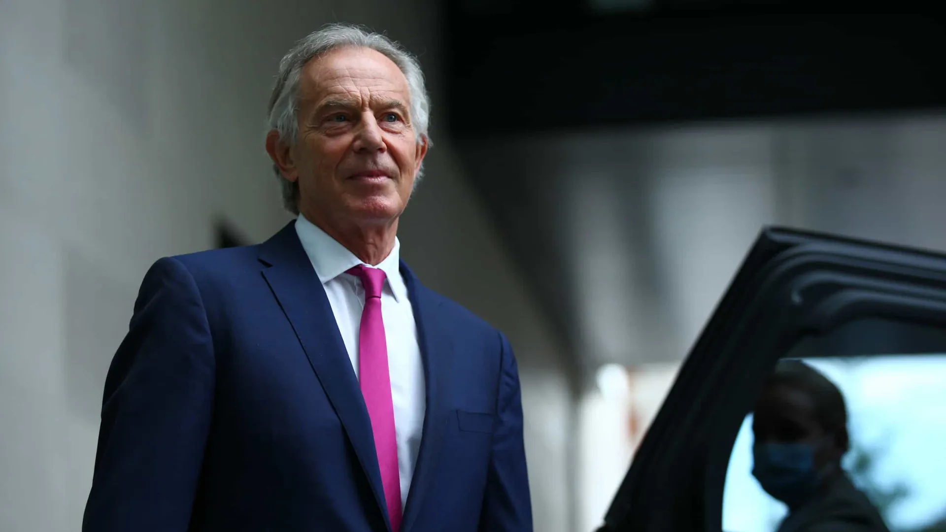 
                    Tony Blair acusa esquerda de antissemitismo e de se aliar a islamitas
                