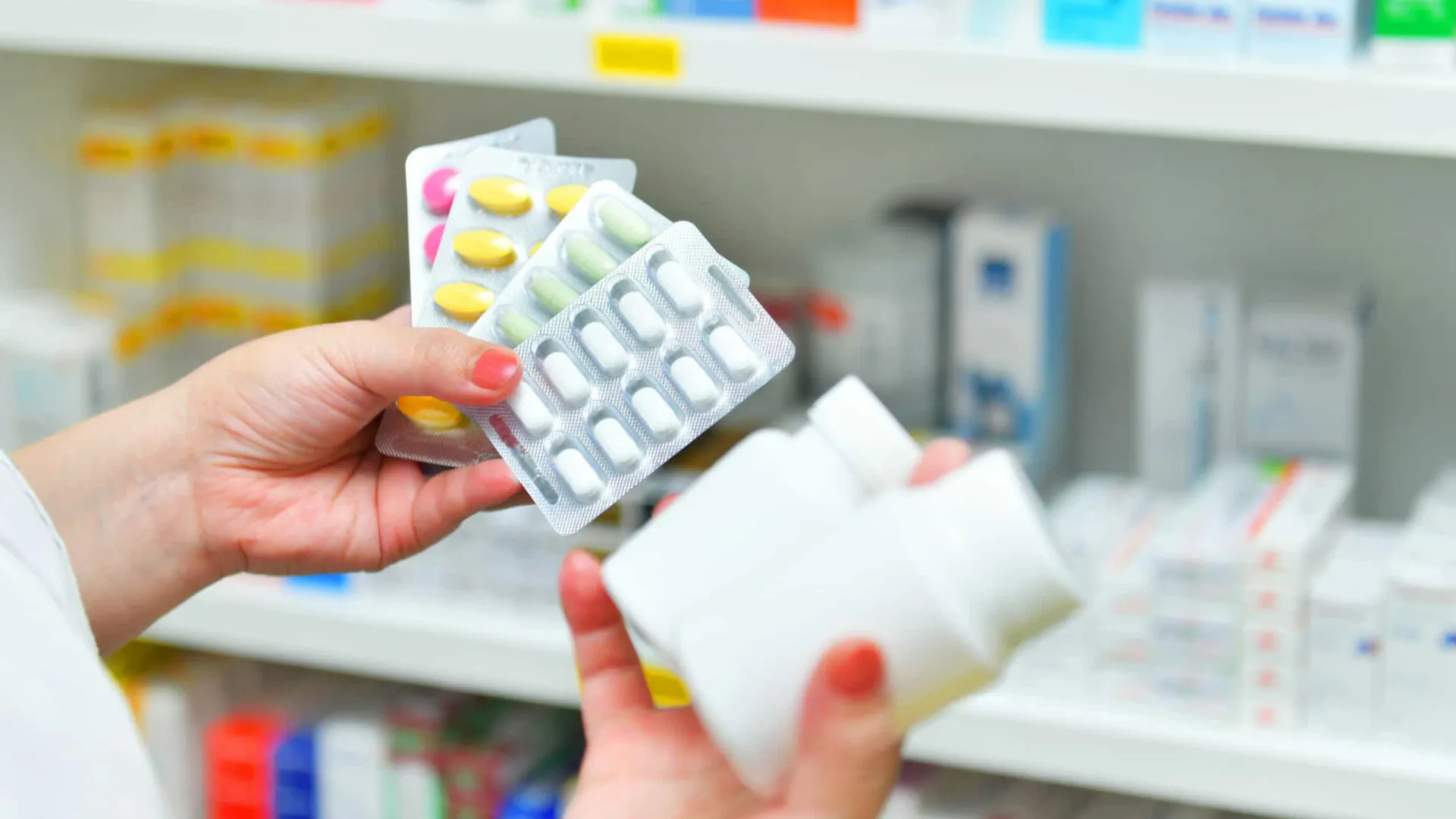 
                    Farmacêuticos residentes apontam 