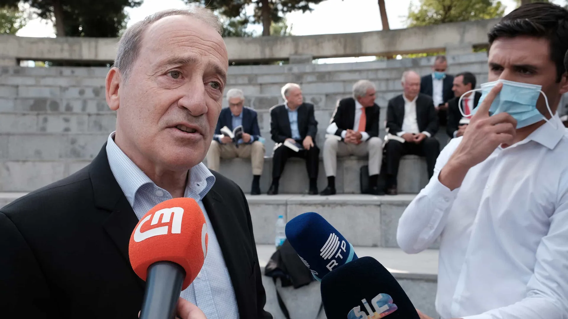 
                    Câmara de Gaia rejeita tornar públicas todas as reuniões do executivo
                