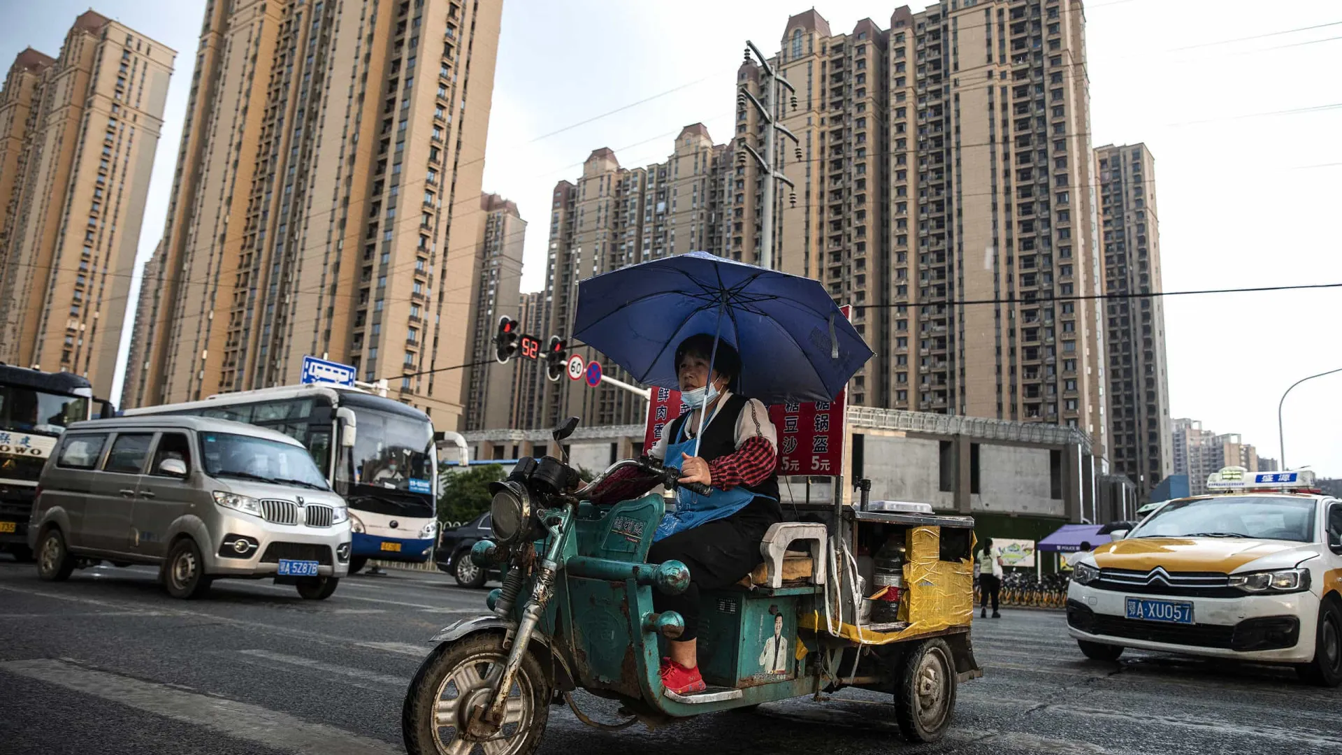 
                    China censura mensagens negativas sobre mercado imobiliário nas redes sociais
                